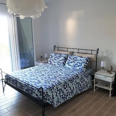Viadelmare Apartment